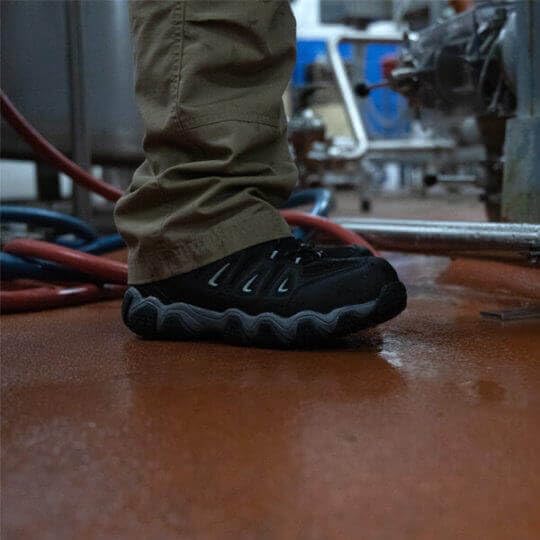 Image of Thorogood Men's Crosstrex Series Mid Cut Waterproof, Composite Toe Hiker Boot