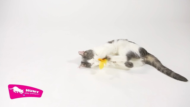 Hartz Just for Cats Running Rodent Vibrating Plush Mouse Cat Toy