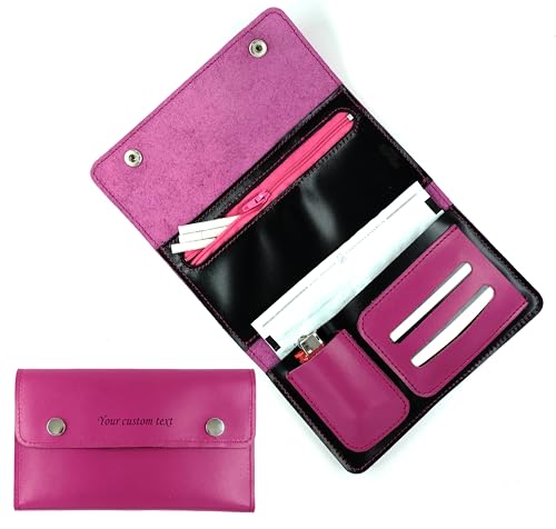 Portatabacco in Vera Pelle Italiana – Custodia per Tabacco, Cartine, Filtri e Accendino – Personalizzabile con Testo Inciso – Made in Italy - Elegante e compatto (Nero e Fucsia)