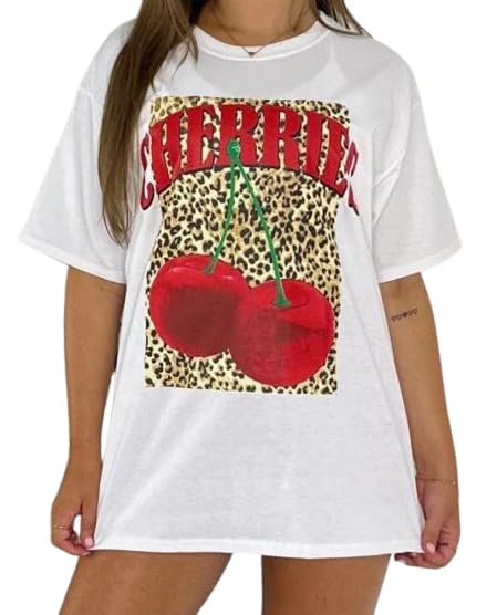 T-shirt ample House of Sehrish motif cerises léopard idéal pour vos terrasses d'été