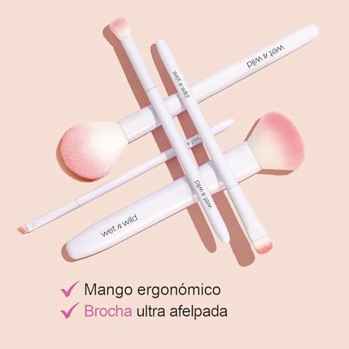 Image of wet n wild Full Coverage Foundation Brush, Packed Bristles for All Formulas, Comfort Grip, Cruelty-Free & Vegan