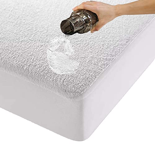 Protector de colchón impermeable extra profundo que evita manchas en camas altas 7