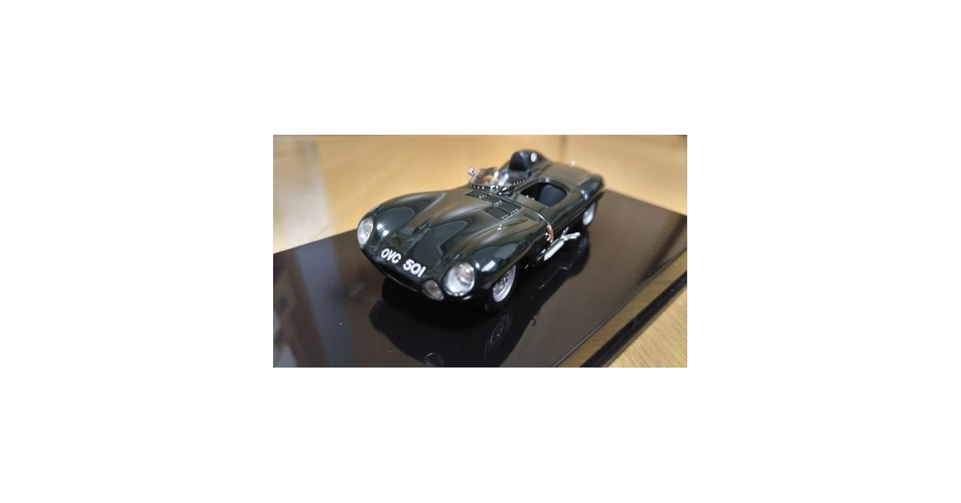 AUTOart　オートアート　1/12　ジャガーDタイプ  【１日間値下げ】 AUTOart オートアート 1/12 ジャガーDタイプ 【1日間値下げ】 1