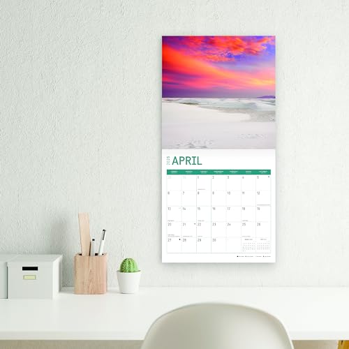 Calendário mensal de parede dos Parques Nacionais de 2025 por Bright Day, lindo presente de fotograf
