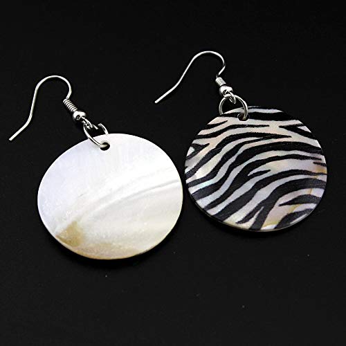 Vuemsnzz Shell Pendant Necklace Earring Set, Black White Adjustable Choker Necklace Women Classical Gothic Boho Swether Chokers (Black White)4