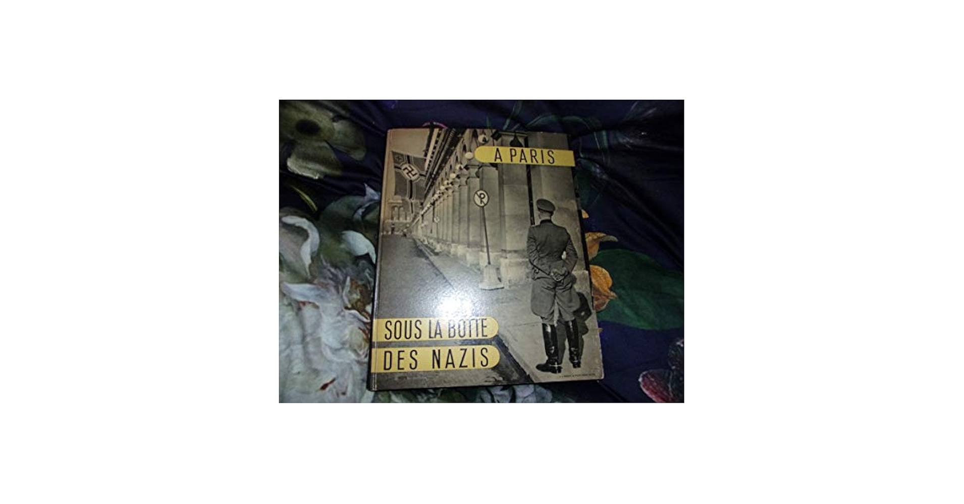 【希少本】À Paris sous la botte des nazis Amazon.com: A Paris sous la botte des Nazis: Eparvier, Jean