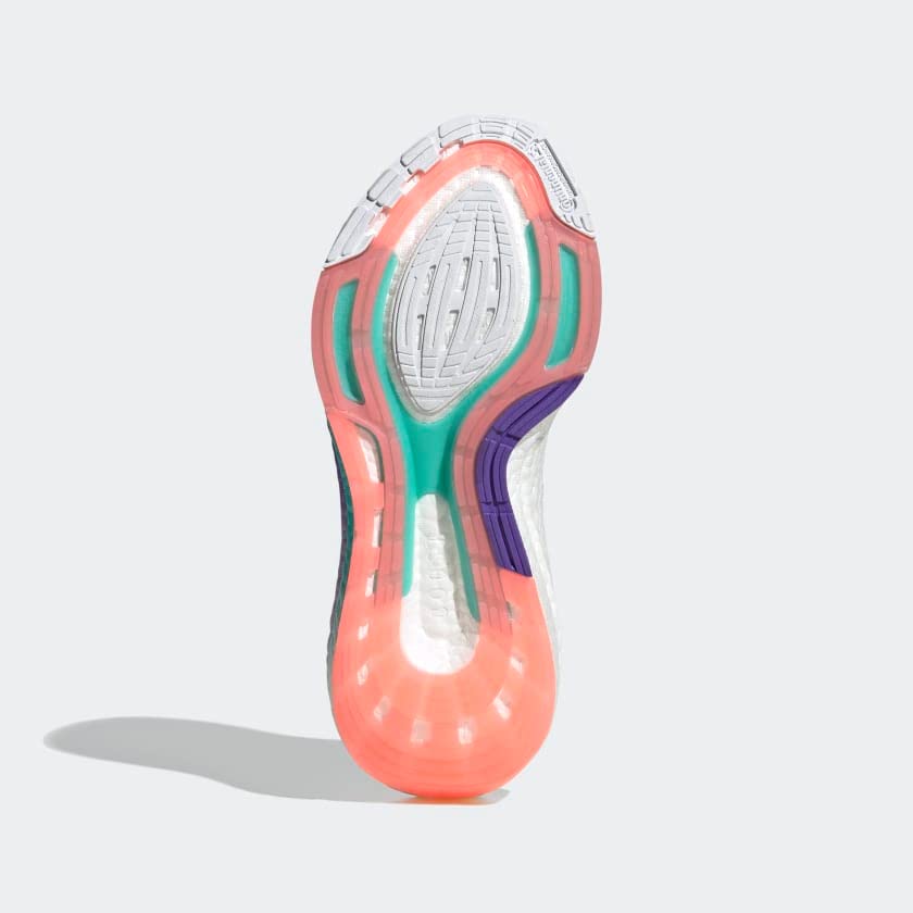 adidas Ultraboost 22 Heat.RDY Shoes Women's, White, Size 93