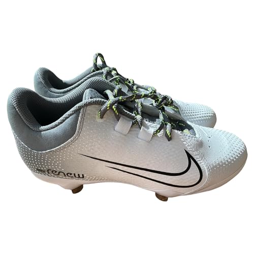 Image of Nike Women's Hyperdiamond 4 Pro Metal Fastpitch Softball Cleats