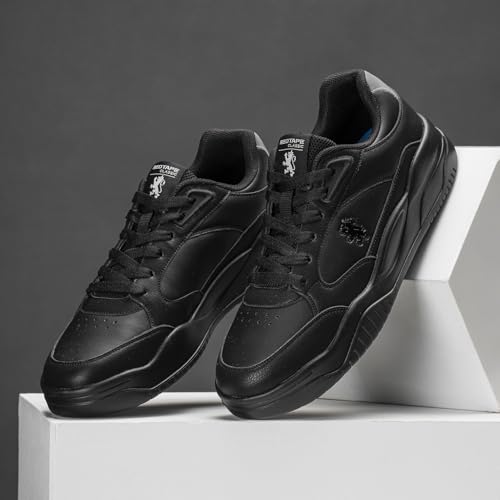Image of Red Tape Super Sneaker Shoes for Men | Cultured Round-Toe Shape & Cushioning Technology