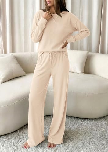  Women Matching Lounge Sets  - image 3