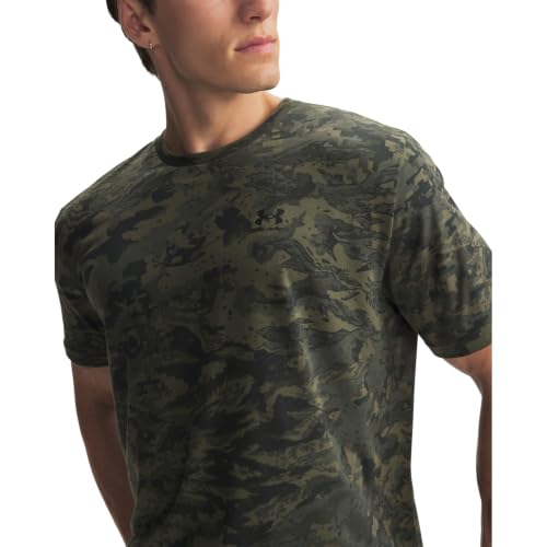 Image of Under Armour Men's ABC Camo Short-Sleeve T-Shirt | Super soft cotton /polyester mix. With camo pattern, crew neck and logo on the left chest.
