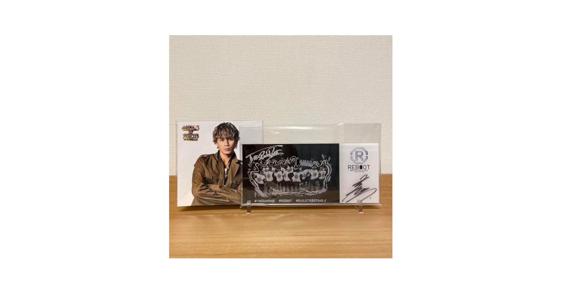 神谷健太　パネル　サイン 61PsNsz+dRL._UF350,350_QL50_.jpg