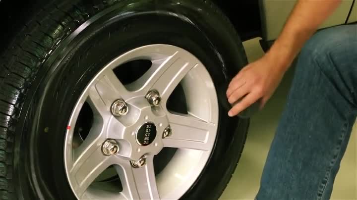 Griot's Garage 11044 Long Lasting Tire Dressing - 16 oz., Tire & Wheel Care 