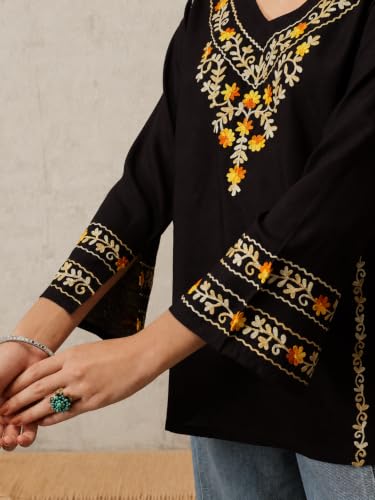 Image of QAZMI Women's Amina Kashmiri Embroidered V-Neck Short Kurti