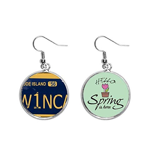 Pendientes de matrícula USA para lucir en festivales con tu ropa de primavera