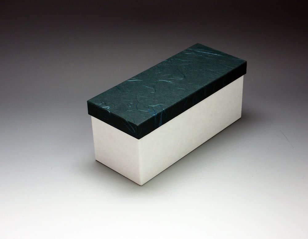 Amazon | 削りたての風味豊かな鰹節を味わう 鰹節削り箱 10×25×高さ