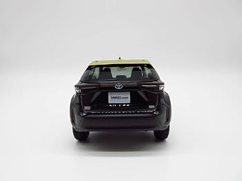 TOYOTA ヤリスクロス　ブラックマイカ　ミニカー Amazon | 1/30 トヨタ 新型ヤリスクロス YARIS CROSS 非売品
