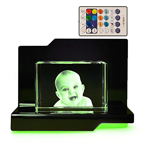 Isonio 3D Glasfoto - Ihr Foto in 3D in Glas gelasert - Fotogeschenk (mit Premium Acryl Leuchtsockel, S Querformat) Cover