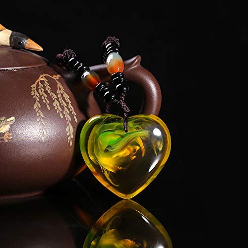EASTCODE Second Generation Beeswax Amber Heart Necklace Fashion Jade Cord Long Sweater Chain Heart Lucky Pendant Creative Pendant