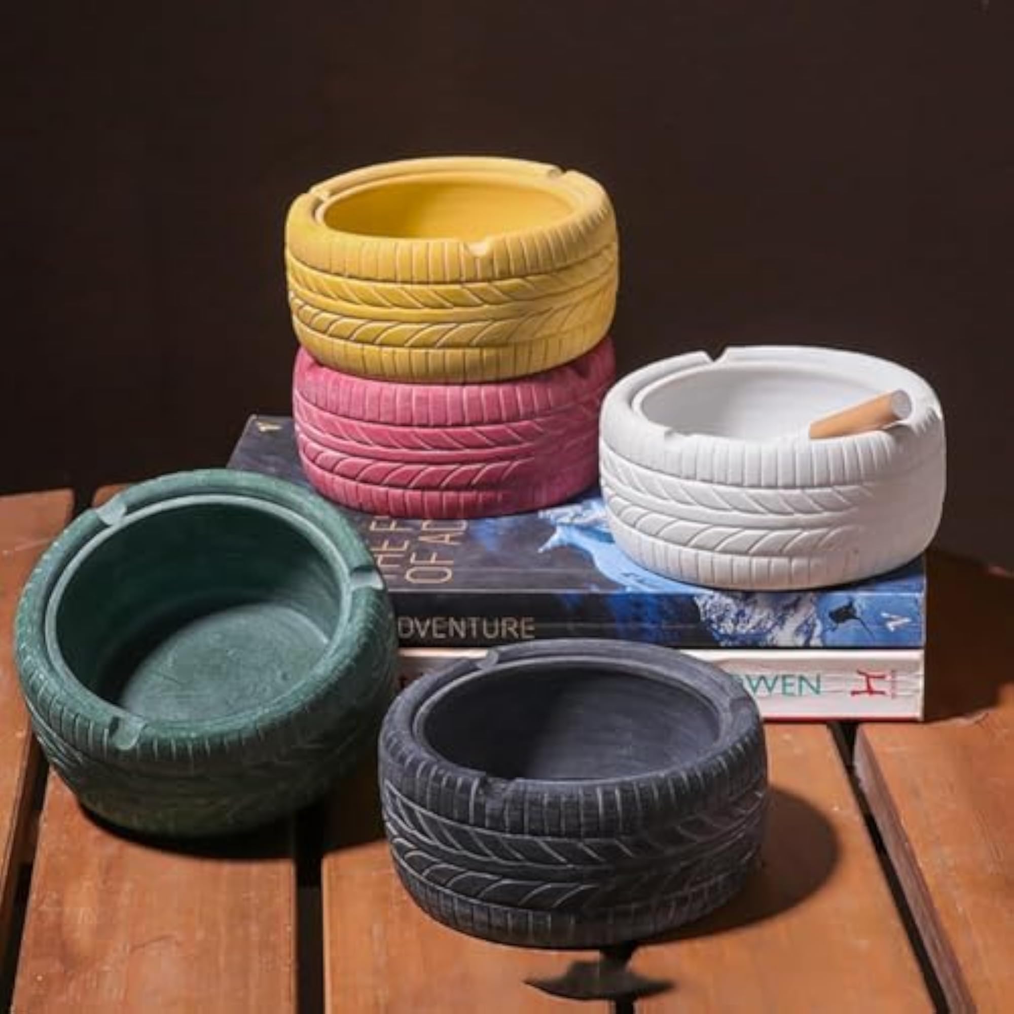 Tyre Design Ceramic Ashtray for Home & Office