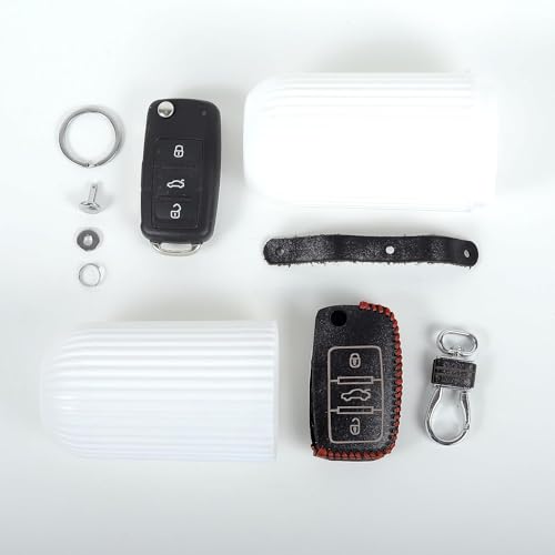 Image of Leather Smart Car Key Cover Case with Metal Hook Keychain for Skoda Octavia<2014, Rapid, Yeti, Superb, Laura, Fabia, Volkswagen Jetta, Vento, Polo, Ameo (Black)