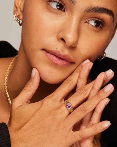 PAVOI 14K Yellow Gold Plated Chunky Colored Gemstones Statement Ring for Women | Pear Cubic Zirconia Stackable Wave Texture Bands | Green CZ Ring (Size 7) - Image 4