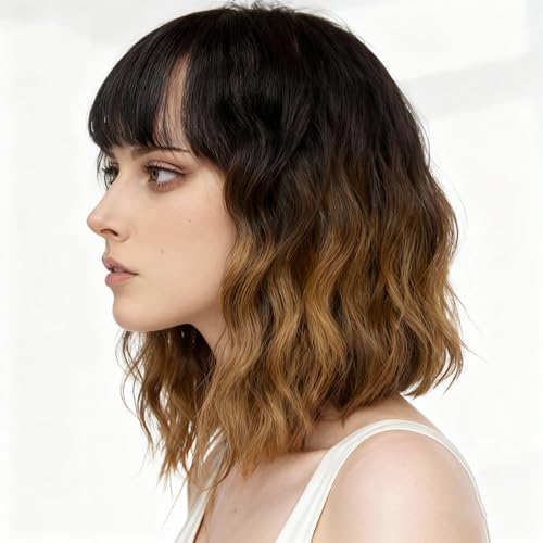Perruque courte avec frange style naturel pour votre routine quotidienne