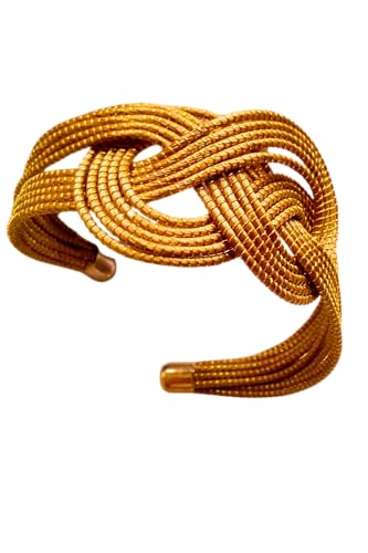 Nativilis Handmade Golden Grass Infinity Bracelet – Sustainable Artisanal Jewelry from Jalapão Brazil - B105