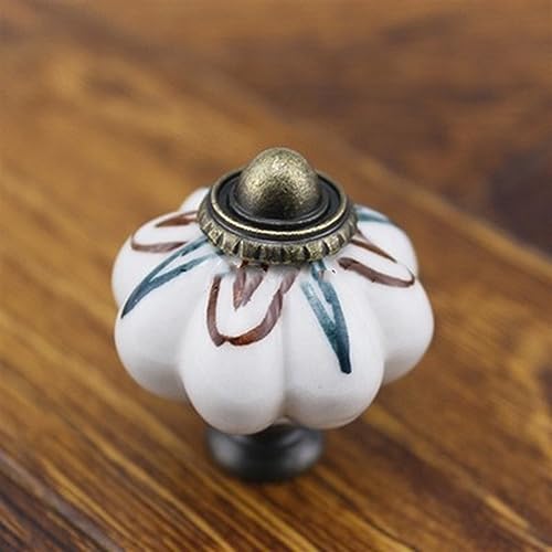 Bouton de meuble citrouille pour relooker une commode de chambre rustique