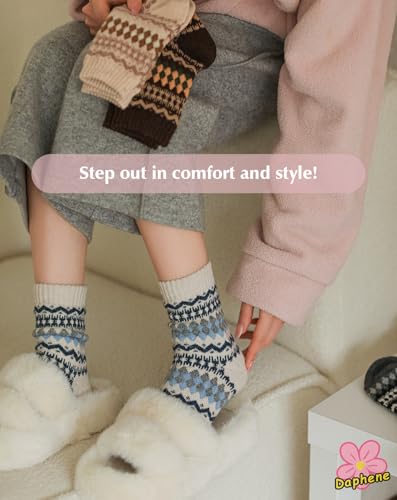 Daphene Women's Vintage Trendy Wool Socks | Fall Winter Thick Warm Ethnic Style | Holiday Gift Set | Trendy Comfortable4