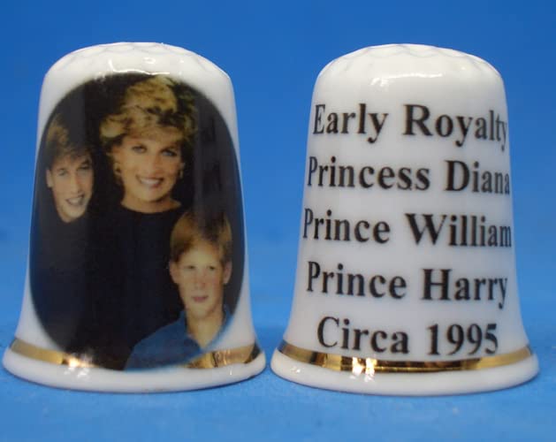 Dé à Coudre En Porcelaine Fine - Reine Elizabeth Et Princesse Diana - Édition Limitée Avec Boîte Dôme