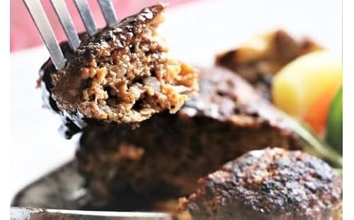 近江牛[極み]トリュフ入りハンバーグ(焼き上げ) 100%近江牛A5シャトーブリアン使用 2個入り 自家製デミグラスソース付|お肉 肉 牛肉 デミグラスソース 惣菜 冷凍 個包装 簡単調理 おかず おつまみ 贈答用 贈り物 ギフト 個包装 小分け [0418]