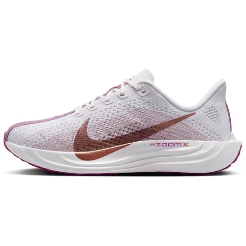 Nike Pegasus Plus Straßenlaufschuh für Damen, Zapatillas de Correr en Carretera Mujer, White Mtlc Red Bronze Platinum Violet, 38 EU