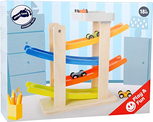 small foot 10602 Rennbahn mit Parkdeck, aus Holz, Vier Etagen, inkl. 4 Autos, ab 18 Monaten