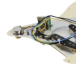 FLEOR pré-câblé Stratocaster Pickguards Alnico 5 micros SSS 11 trous Strat guitare chargé Pickguard, 3 plis crème - Les Beatles, Paul McCartney, John Lennon, RIngo Starr, George Harrison FLEOR pré-câblé Stratocaster Pickguards Alnico 5 micros SSS 11 trous Strat guitare chargé Pickguard, 3 plis crème – Image 3