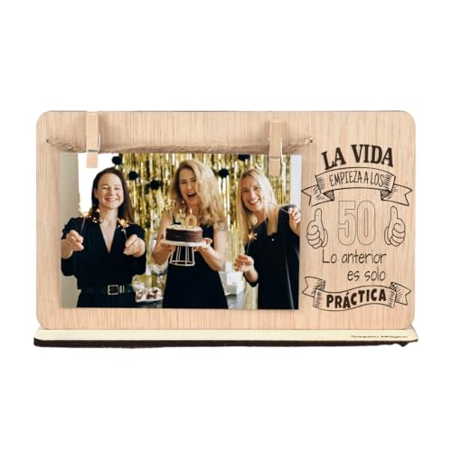 SAQUITOMAGICO Gepersonaliseerde fotolijst, 50 jaar, origineel cadeau voor vrouw of man voor de 50e verjaardag, houten fotolijst met clip, speciaal cadeau voor jubileum of vriendschap