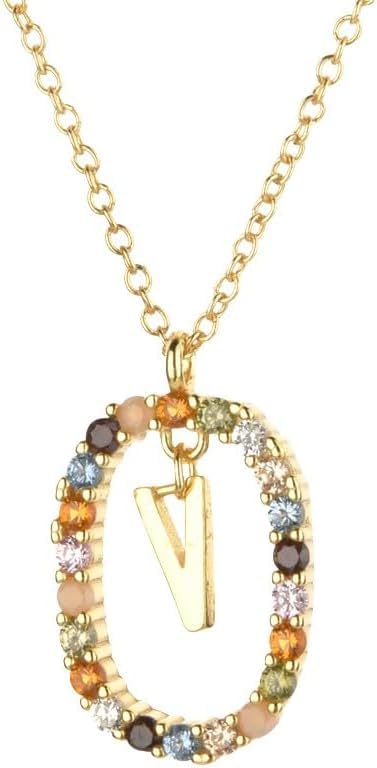 Collier initial en zircons, le cadeau d'anniversaire idéal pour elle