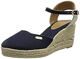 Die perfekten Sommer-Begleiter sind diese Sandalen aus robustem Canvas mit einer Plateausohle aus Bast.