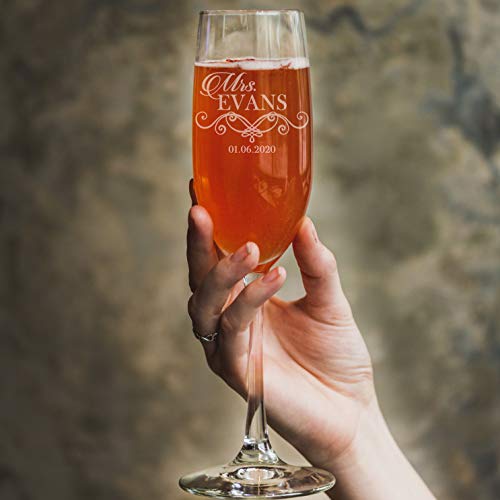 Spotted Dog Company Personalized Wedding Glasses For Bride And Groom Champagne Toast Flutes - Customized Mr And Mrs Glasses - Wedding Gifts For Couple - Engagement Gifts - Etched Evans #TOP2