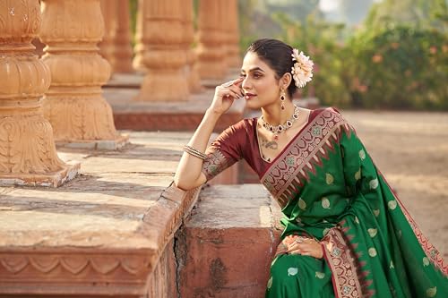 Image of SWORNOF Women's Kanjivaram Soft Silk Banarasi Sarees With Unstiched Blouse Piece