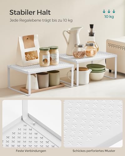 Voll beladenes SONGMICS 4er Set in Küchenschrank - Detailansicht von SONGMICS Gewürzregal 4er Set Deal – Dealfoxx.de