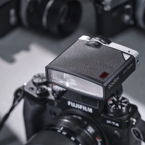 Ficha técnica Godox Lux Junior Retro Cámara Flash Compatible con Todos los Tipos de Cámara Adopta una Estética Diversificada Usted y Convierte su Nostalgia en una Belleza Tangible - Fernando Cortés