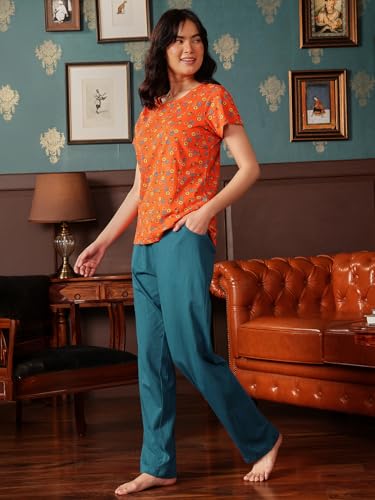 Image of Clovia Women Cotton Night Suit- Printed, Top & Pyjama Set