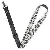Classic hootenanny style strap for all sizes of ukuleles (soprano, concert, tenor, or baritone), made of high quality nylon yarn, it is lightweight and durable. 2.5cm wide, a plastic buckle to adjust the length from 56 cm to 103 cm. The sound hole ho...