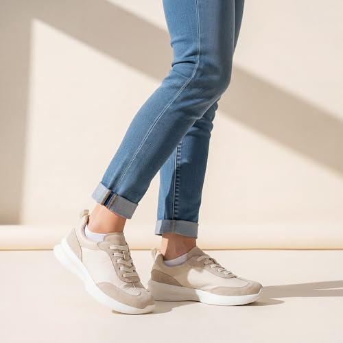 Image of Vepose Women's Retro Platform Sneakers Lightweight Lace Up Walking Shoes | Designer dressy sneakers with memory foam cushioning, grippy sole, and stylish woven or PU looks for work, travel, errands