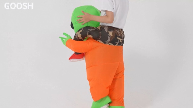 A2Z 4 Kids Costume Gonfiabile Da Alieno Per Bambini – Con Ventola, Batteria E USB – Taglia Unica 8-12 Anni – Halloween, Carnevale