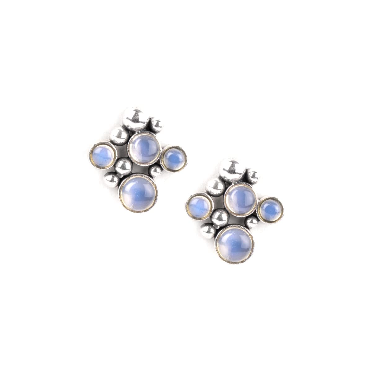 See full amazon price history chart for Shaya by CaratLane A Rediscovered Song Earrings in 925 Silver Shaya by CaratLane A Rediscovered Song Earrings in 925 Silver (B09Z87MVZP) Amazon Price History, Amazon Price Tracker
