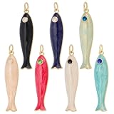 CRAFTYMELODY 7 dijes de peces chapados en oro real de 18 quilates, 7 colores, esmalte de latón, diseño de animales marinos del océano, dijes de pesca para pulseras temáticas marinas, collares, aretes