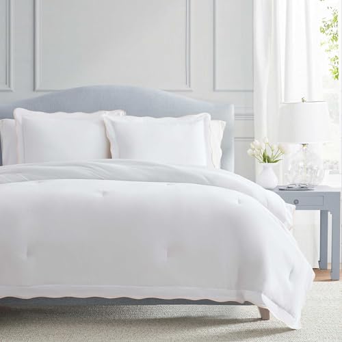 Image of Martha Stewart - King Comforter Set, Crisp & Smooth Bedding with a Cotton Percale Lightweight Feel, Reversible 3 Piece Bed Set with Matching Pillowcases (Simple Scallop Pink)