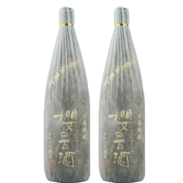 Amazon.co.jp: 櫻の古酒 1995年蒸留 28年大古酒100％ 甕貯蔵 麦焼酎 25